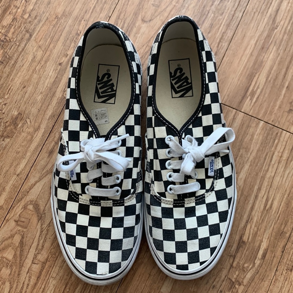Checkerboard Authentic vans black and white